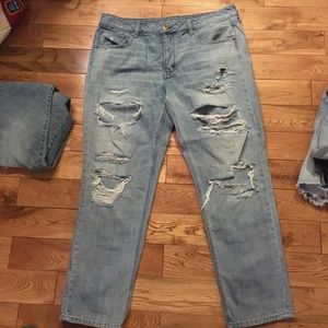 American Eagle Tomgirl jeans